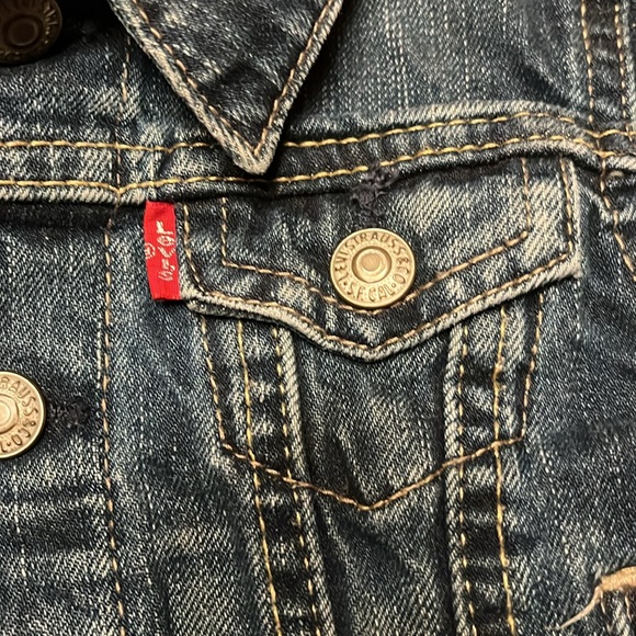 Levi's Original Baby Blue Denim Jean Jacket - 24 months - Picture 3 of 9
